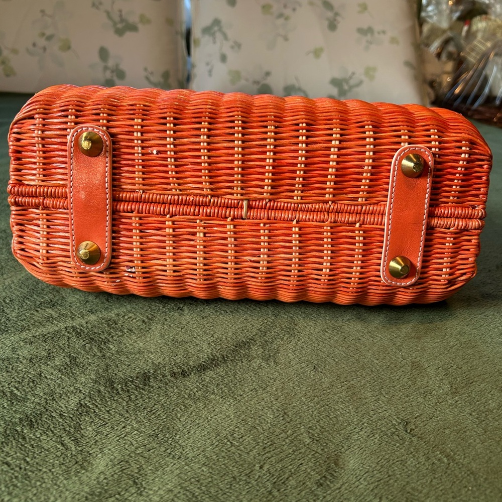 Maxx New York Orange Woven Barrel Clutch - Picture 4 of 13